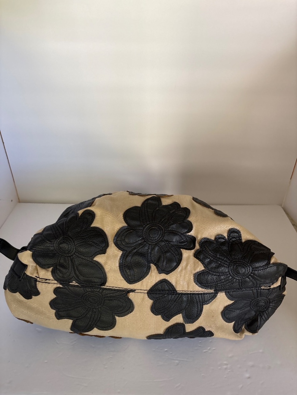 Big Buddha Grayson Appliqué Hobo Shoulder Handbag - Picture 5 of 6